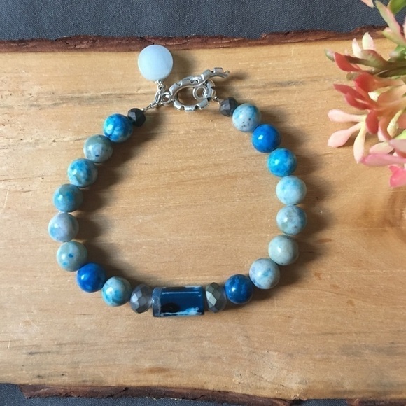Turquoise jasper beaded bracelet - Picture 2 of 6